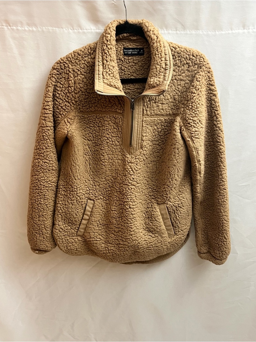Abercrombie & Fitch Soft A&F Sherpa Fleece Quarter Zip Pullover Medium